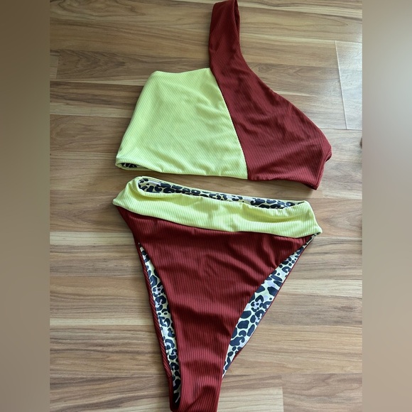 FLETCH Swim Bikini - Picture 6 of 8